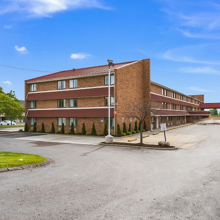 Red Roof Inn Plus+ Columbus - Worthington Exterior photo